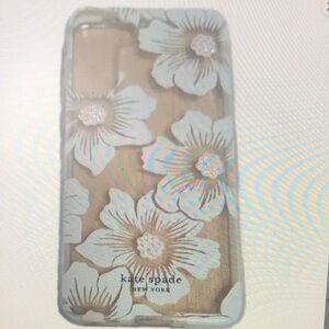 kate spade New York Floral Phone Case - Cream and White